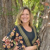 Jen's Treasures Profile