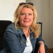 Water's Edge Antiques Profile