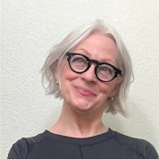 Tess T. Profile