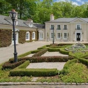 deZine Furnishings & Gardens Profile