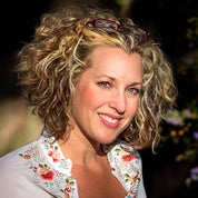 Pearl & Maude Profile