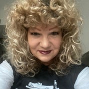 Dixie LaRue. Profile