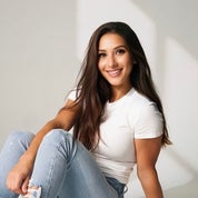 Viktoria C. Profile