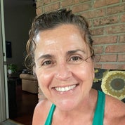 Christine R. Profile