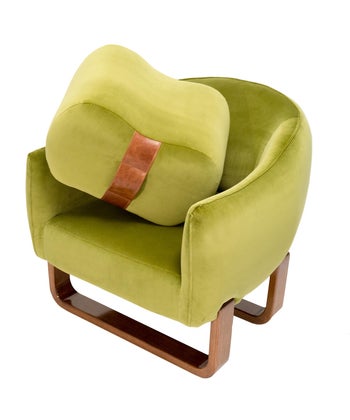 DESIGNER MARIE BURGOS INTRODUCES NEW SEATING AT THE ARCHITECTURAL DIGEST DESIGN SHOW 2018