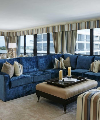 LUXE PALM BEACH RESIDENCE