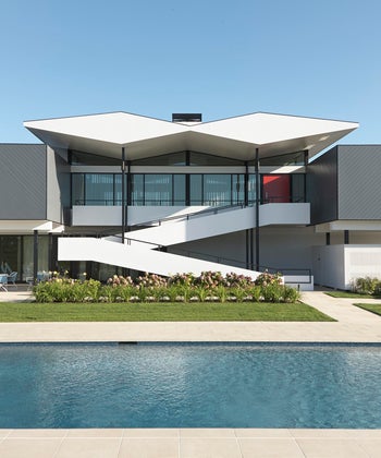 2018 Residential Architect Design Award & AIA/CT Design Award