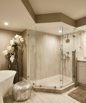 30 Bathrooms with Elegant Marble Accents