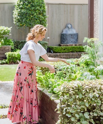 7 Design Tricks That Will Make Your Small Outdoor Space Feel So Much Bigger