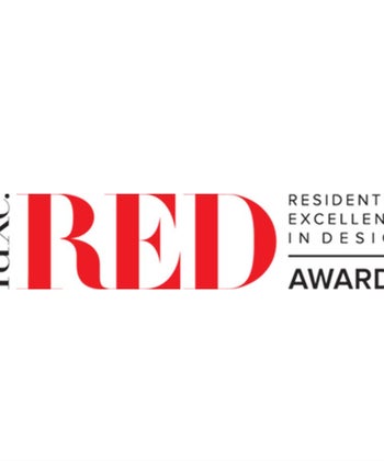 Luxe Red Award 