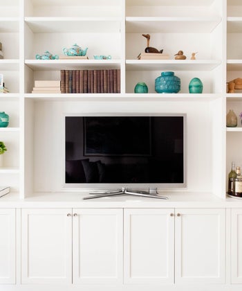 10 Tips to Refresh Your Design for Spring It’s so gratifying to see some of my most useful, most priceless design advice appear in Forbes.  And that is: if it is ugly or causing clutter, THROW IT AWAY!!!  You’re welcome.  Read the piece here