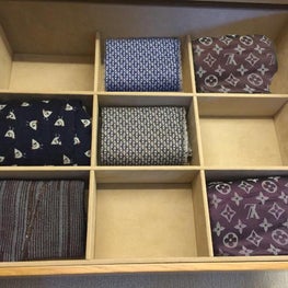 We organize your whole home, creating grace and tasteful chic designs.