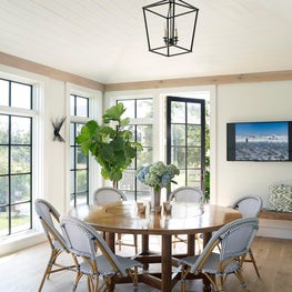 Breakfast Room in the Hamptons