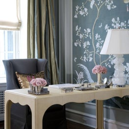 Vintage Lake Shore Residence