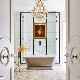 Luxurious Master Bath 