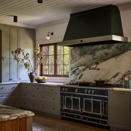 Bahamian Modern Colonial - Kitchen