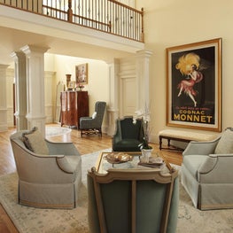 Roswell Residence, Living Room with paneled columns