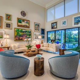 Florida Residence for Contemporary Painting and Art Glass Collectors
