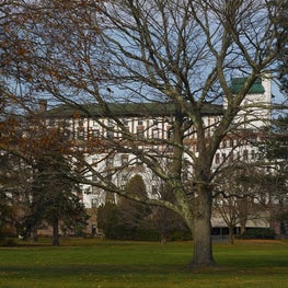 Country Club Residence