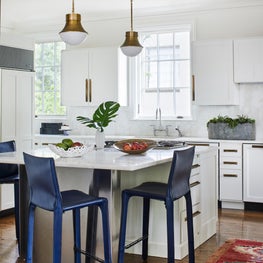 Elegant Family Kitchen 