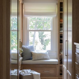 Brookline, Massachusetts Closet