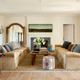 Living Room - Bel Air Country Club 