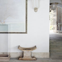 Strand Beach, hallway