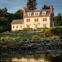 Larchmont Harbor House