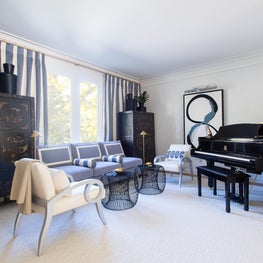 Brentwood Beauty, Music Room