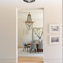 Pacific Palisades, Dining Room