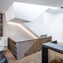 Upper East Side Townhouse, Library Stair
