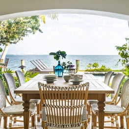 Coconut Grove Outdoor Dining Room