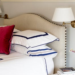 Modern bedroom Sophia Shibles Interiors