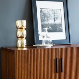 Living Room Bar Vignette