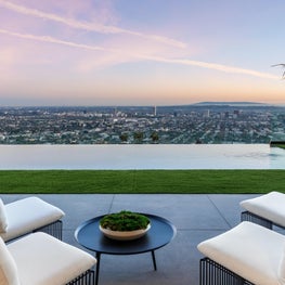 Los Angeles Contemporary Dream