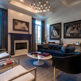 Fashion Meets Glamour 