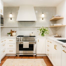 West Palm Beach Bungalow Kitchen