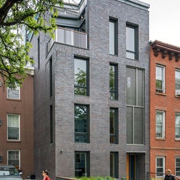 Carroll Gardens Boutique Condos, Front Facade