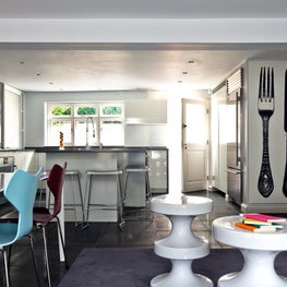 Hyde Park Townhouse: Open Kitchen and Family Room