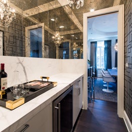 Fashion Meets Glamour 