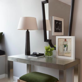 San Francisco High-rise Bachelor's Flat