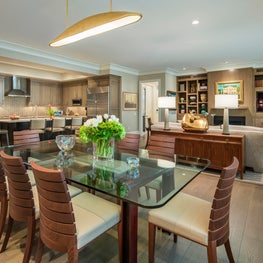 Contemporary Condominium for Collectors