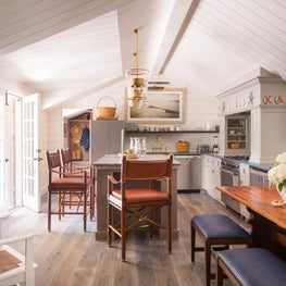 Classic Nantucket Cottage Kitchen