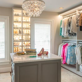 Suburban custom closet 