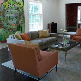Contemporary art mixes with mid-century and traditional elements.