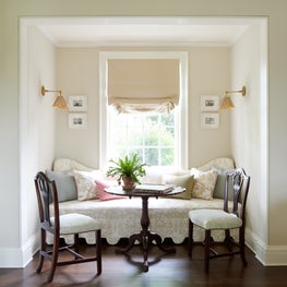 Greenwich House: Living Room Alcove