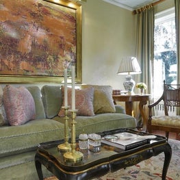 WESTCHESTER RESIDENCE A Traditional Family Kitchen