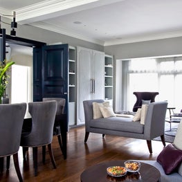 Hyde Park Townhouse: Open Formal Dining and Living Room