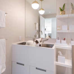 CITY CONDO IN THE SKY