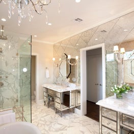 Portfolio: River Oaks Residence; photo by Julie Sofer